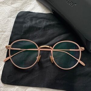 Elegant Pink Round Glasses